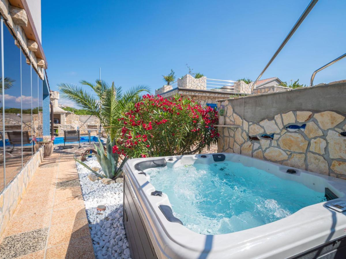 Villa Lea Lana By Interhome Novi Vinodolski Exterior photo